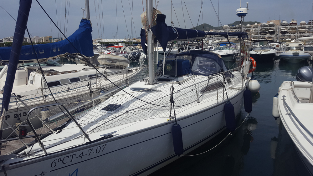 El-virazon-en-Marina-Ibiza-4